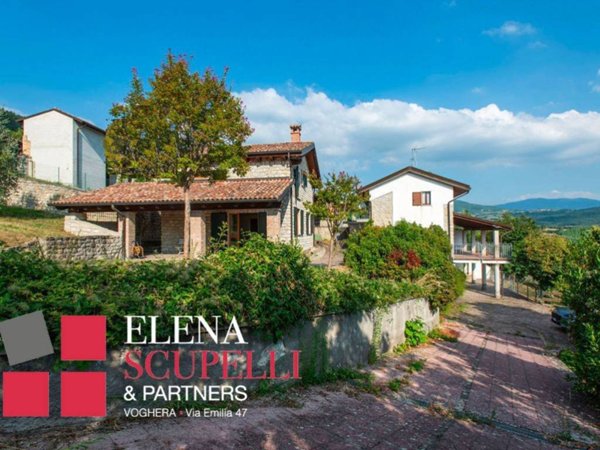casa indipendente in vendita a Varzi