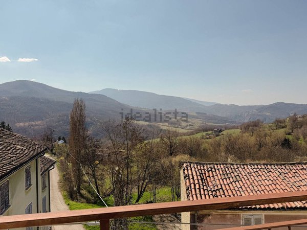casa indipendente in vendita a Varzi in zona San Michele di Nivione