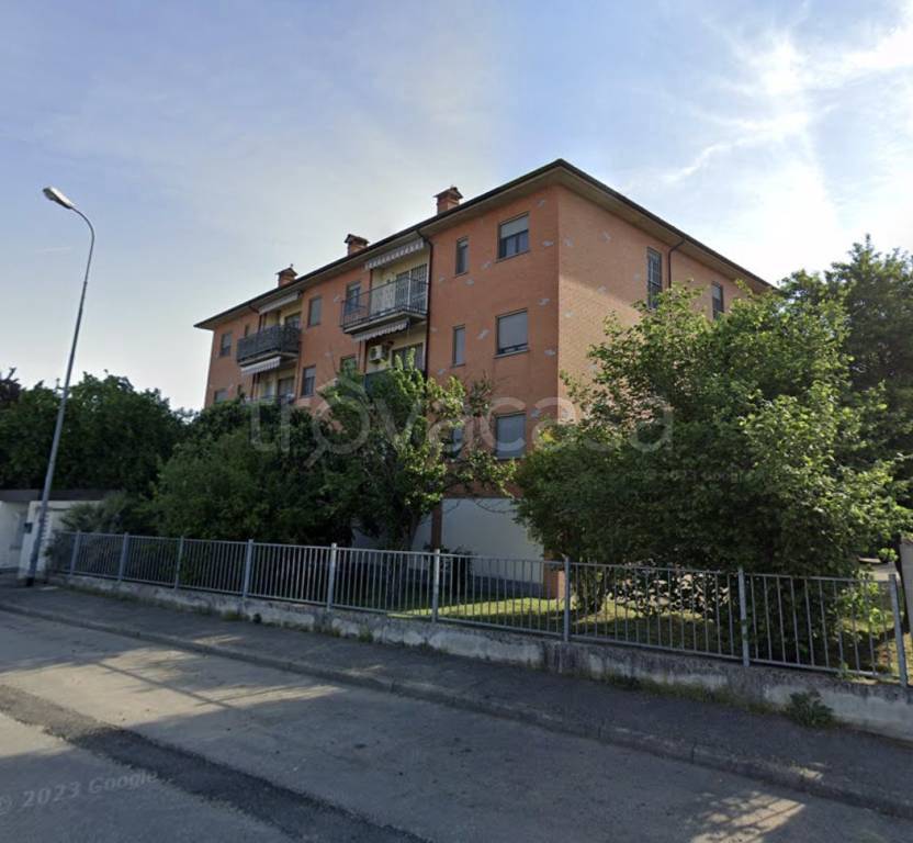 appartamento in vendita a Vellezzo Bellini