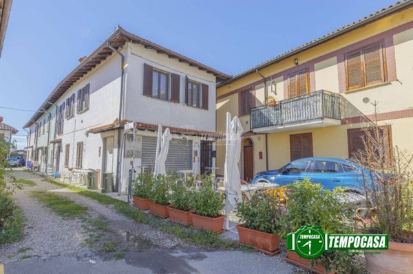 appartamento in vendita a Vellezzo Bellini