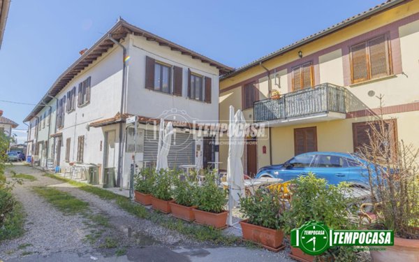 appartamento in vendita a Vellezzo Bellini