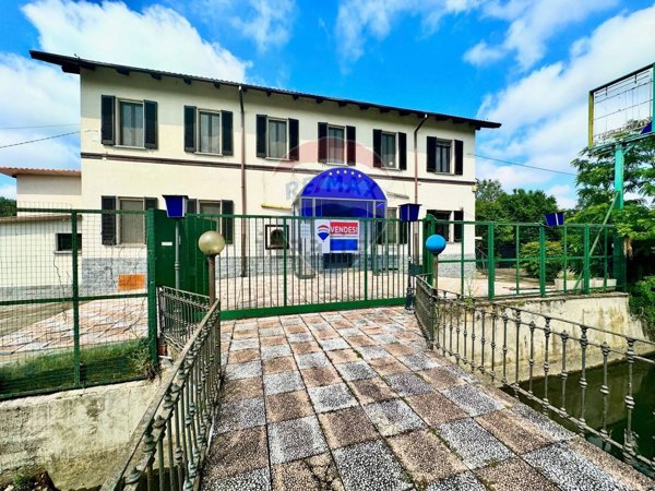casa indipendente in vendita a Vellezzo Bellini