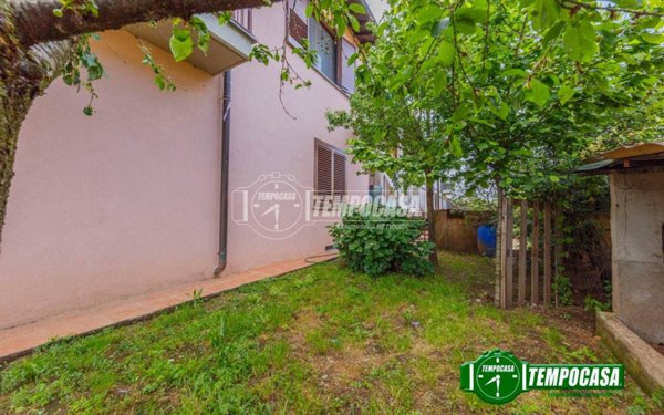 appartamento in vendita a Vellezzo Bellini in zona Giovenzano