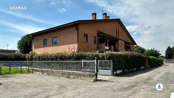 appartamento in vendita a Vellezzo Bellini