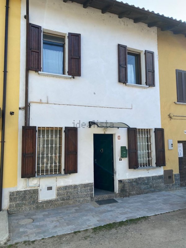 appartamento in vendita a Vellezzo Bellini