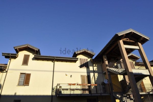 appartamento in vendita a Vellezzo Bellini