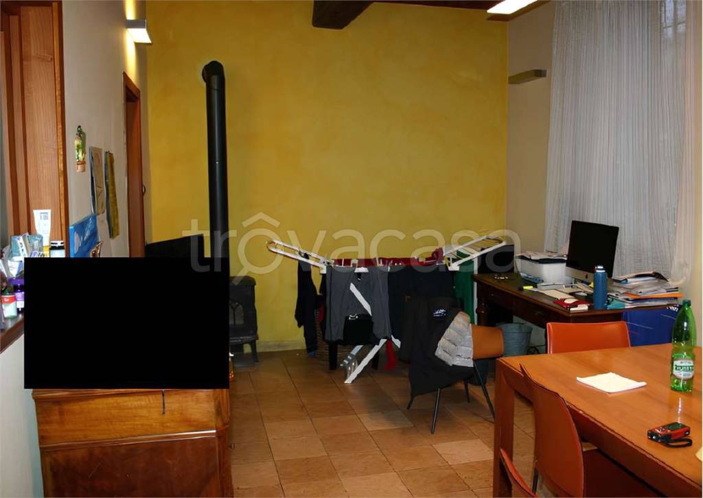 appartamento in vendita a Vellezzo Bellini