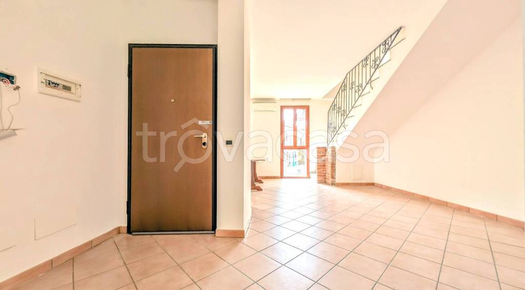appartamento in vendita a Vellezzo Bellini