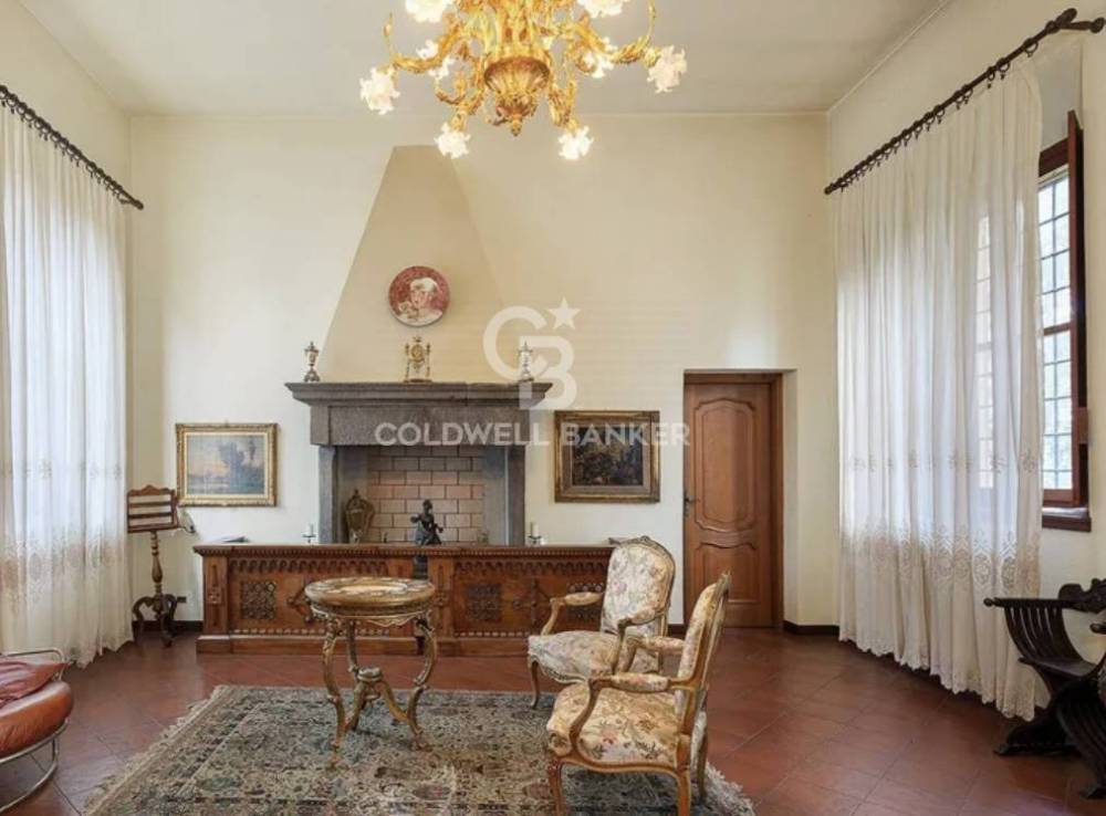 villa in vendita a Vellezzo Bellini in zona Giovenzano
