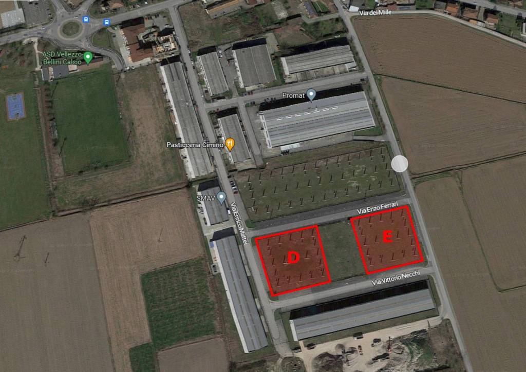 terreno edificabile in vendita a Vellezzo Bellini in zona Giovenzano