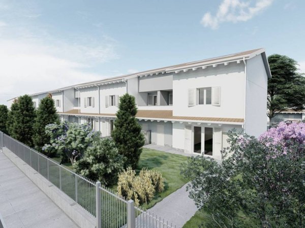 casa indipendente in vendita a Vellezzo Bellini