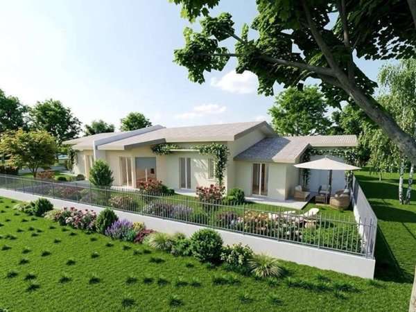 casa indipendente in vendita a Vellezzo Bellini