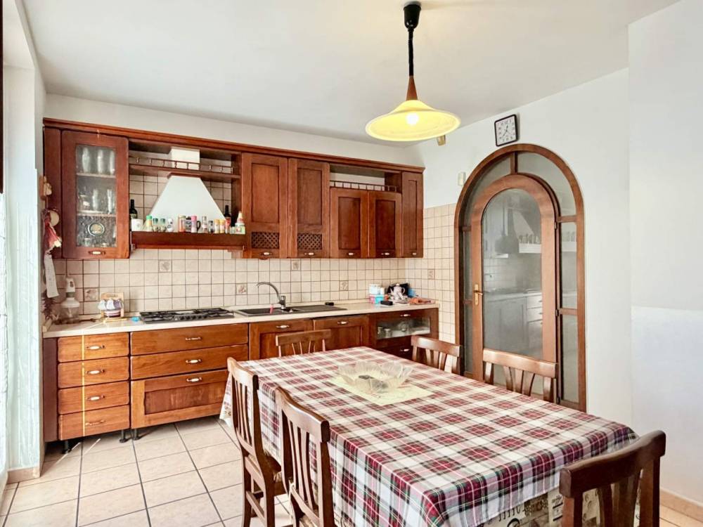 casa indipendente in vendita a Vellezzo Bellini