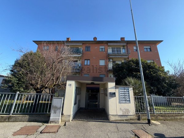 appartamento in vendita a Vellezzo Bellini