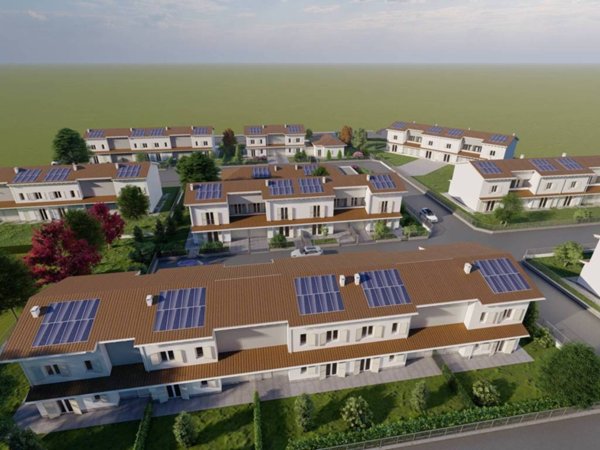 casa indipendente in vendita a Vellezzo Bellini