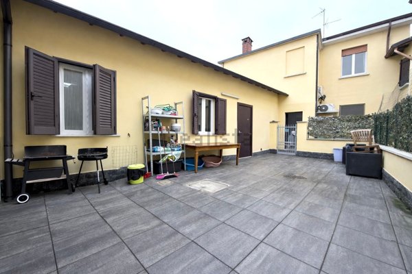 appartamento in vendita a Vellezzo Bellini