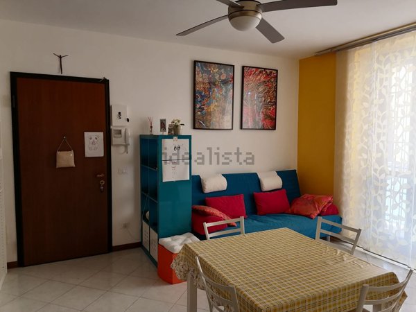 appartamento in vendita a Vellezzo Bellini in zona Giovenzano