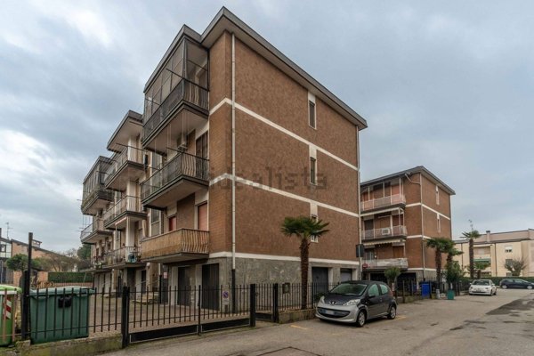 appartamento in vendita a Vellezzo Bellini