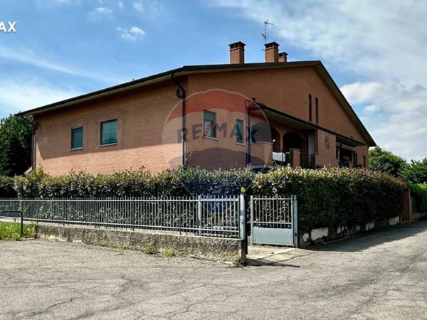 appartamento in vendita a Vellezzo Bellini