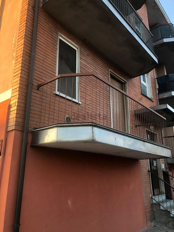 appartamento in vendita a Vellezzo Bellini in zona Osteriette