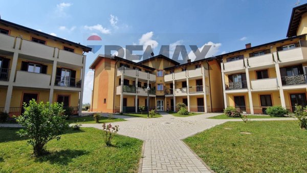 appartamento in vendita a Vellezzo Bellini in zona Giovenzano