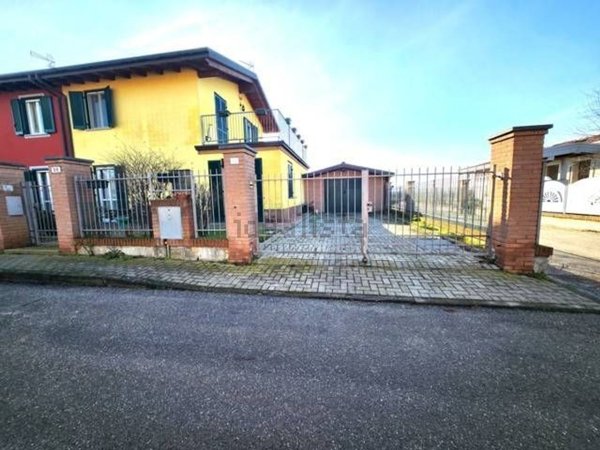 casa indipendente in vendita a Verretto