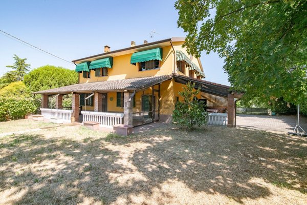 casa indipendente in vendita a Verrua Po