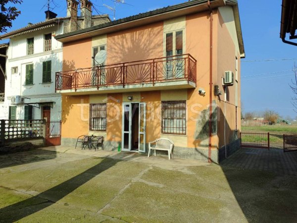 casa indipendente in vendita a Verrua Po