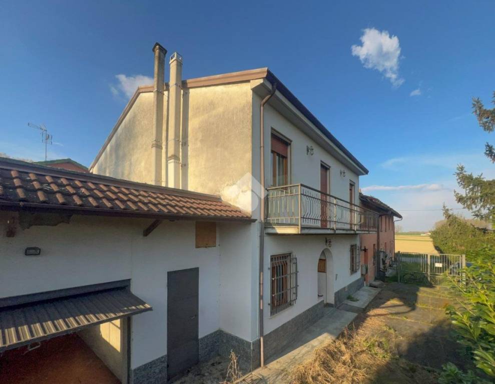 casa indipendente in vendita a Verrua Po