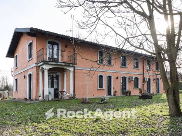 casa indipendente in vendita a Verrua Po