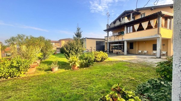 casa indipendente in vendita a Verrua Po