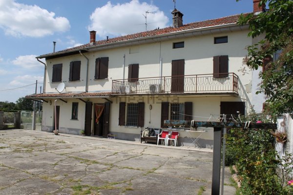 casa indipendente in vendita a Verrua Po