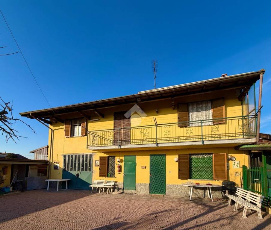 casa indipendente in vendita a Verrua Po