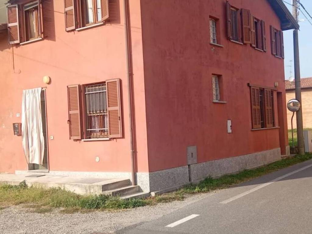 casa indipendente in vendita a Verrua Po