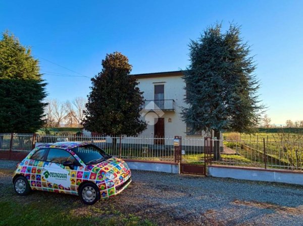 casa indipendente in vendita a Verrua Po