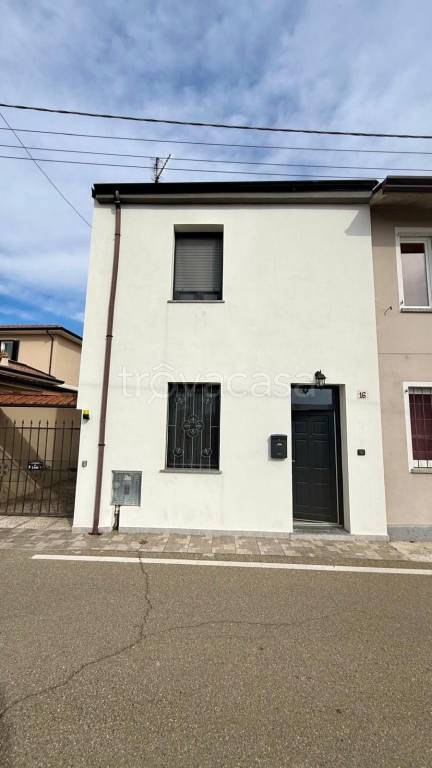 appartamento in vendita a Verrua Po