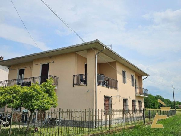appartamento in vendita a Verrua Po