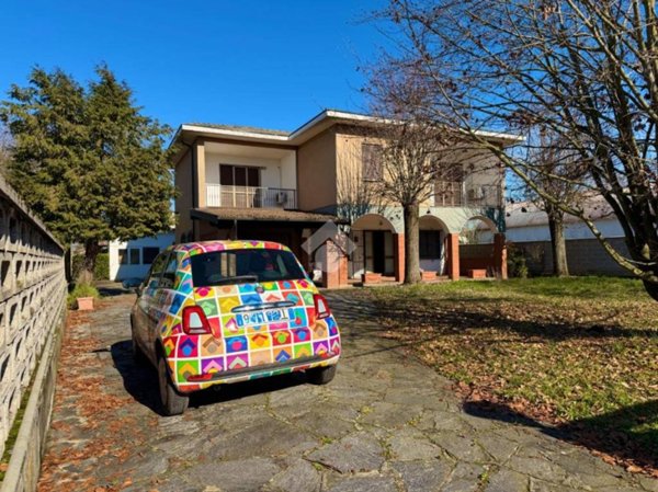 casa indipendente in vendita a Verrua Po