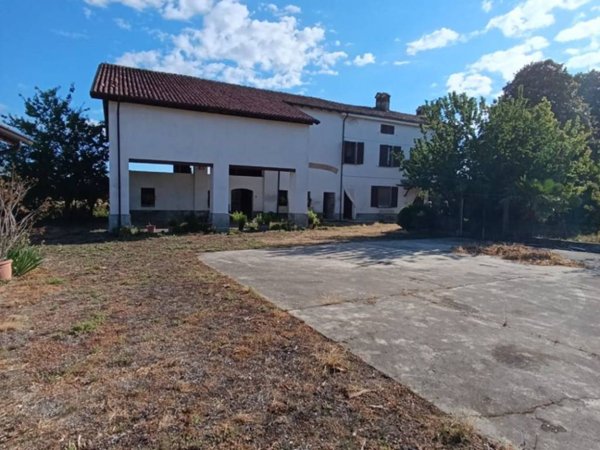 casa indipendente in vendita a Verrua Po