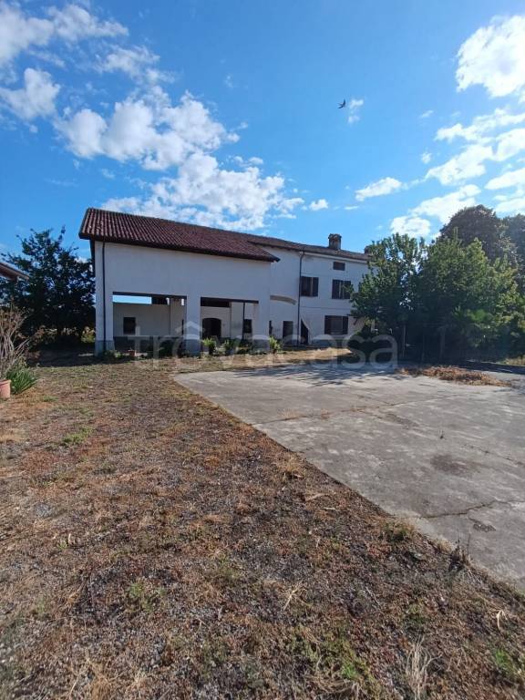 casa indipendente in vendita a Verrua Po
