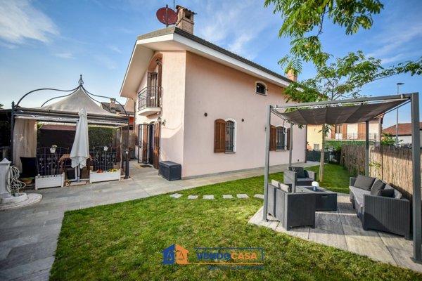 casa indipendente in vendita a Lombriasco