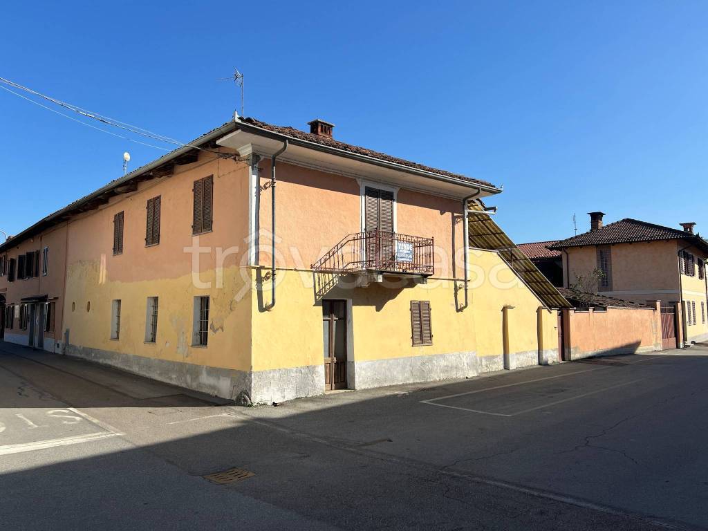 casa indipendente in vendita a Lombriasco
