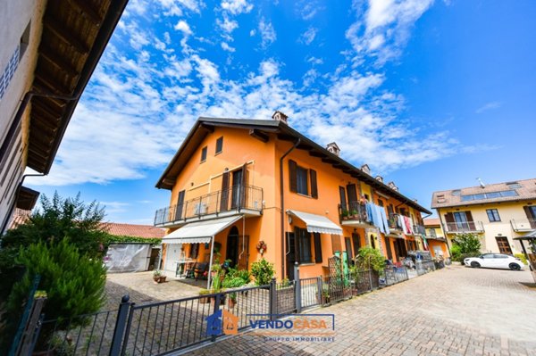 casa indipendente in vendita a Lombriasco