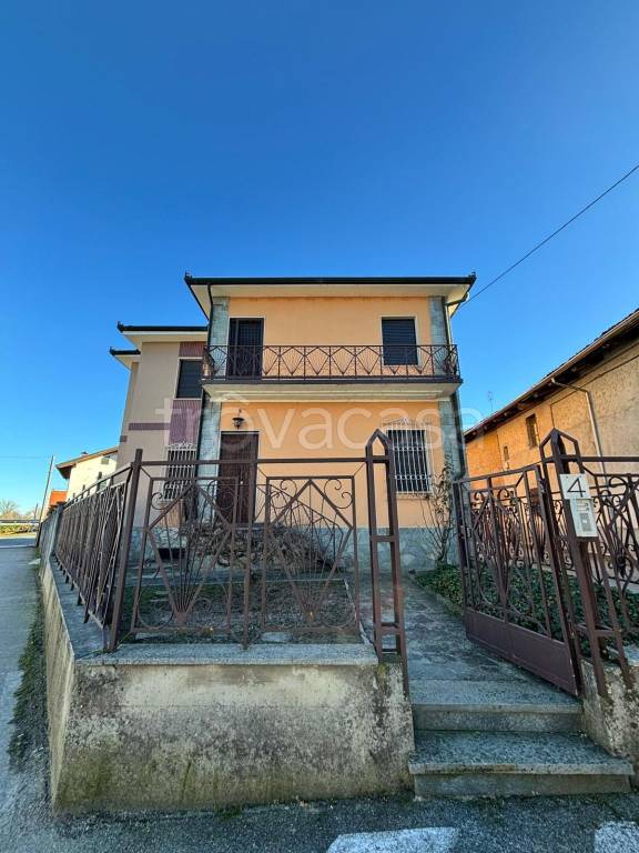 casa indipendente in vendita a Lombriasco