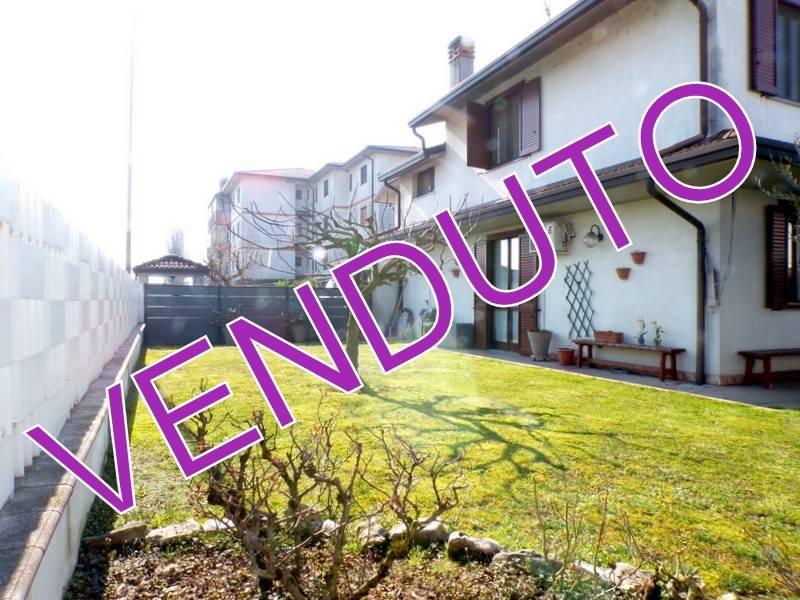 casa indipendente in vendita a Vidigulfo