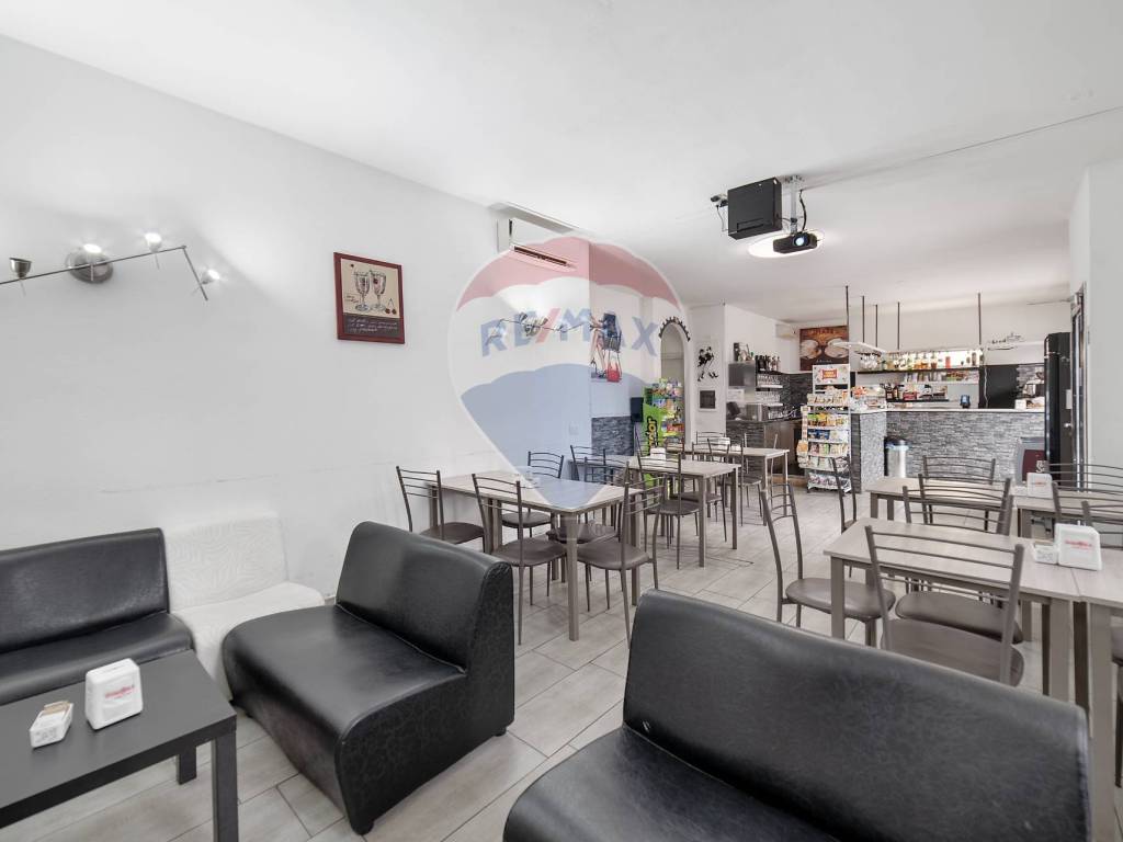 negozio in vendita a Vidigulfo