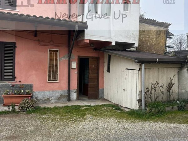 casa indipendente in vendita a Vidigulfo
