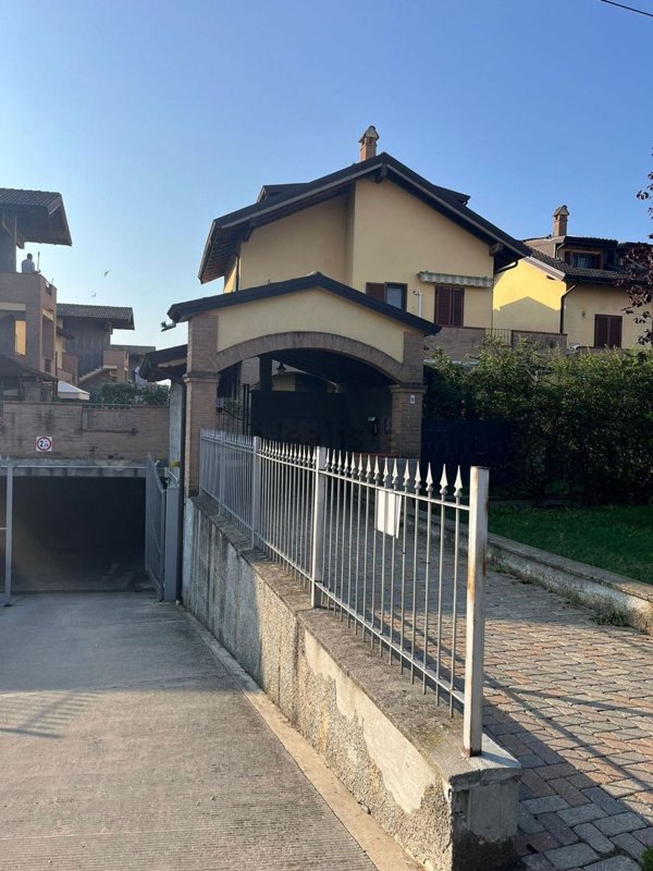 appartamento in vendita a Vidigulfo