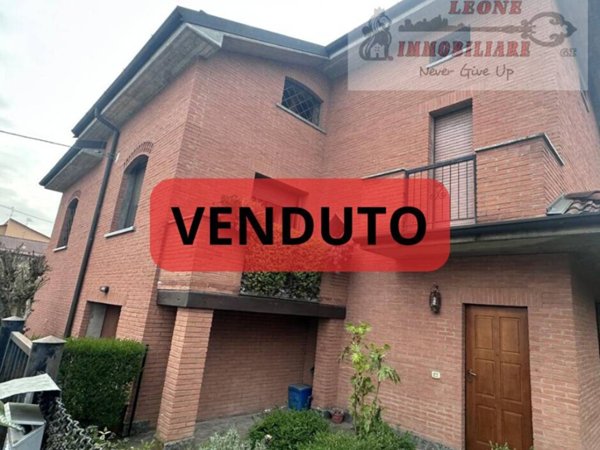 casa indipendente in vendita a Vidigulfo