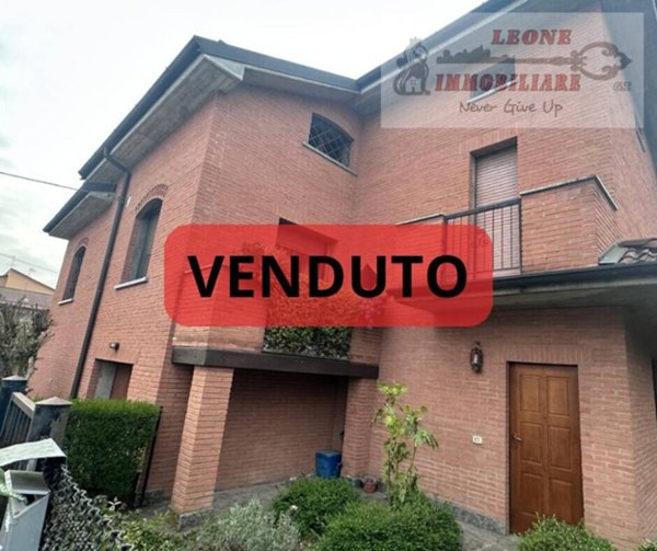 casa indipendente in vendita a Vidigulfo